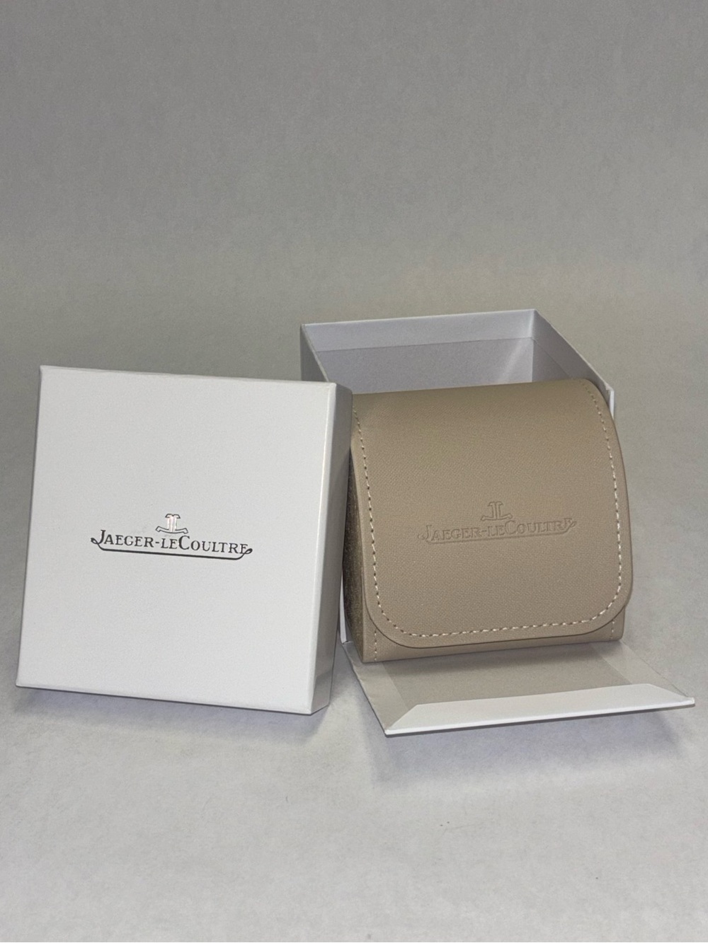 Jaeger-LeCoultre Beige Watch Travel Storage Case w/ Outer Box